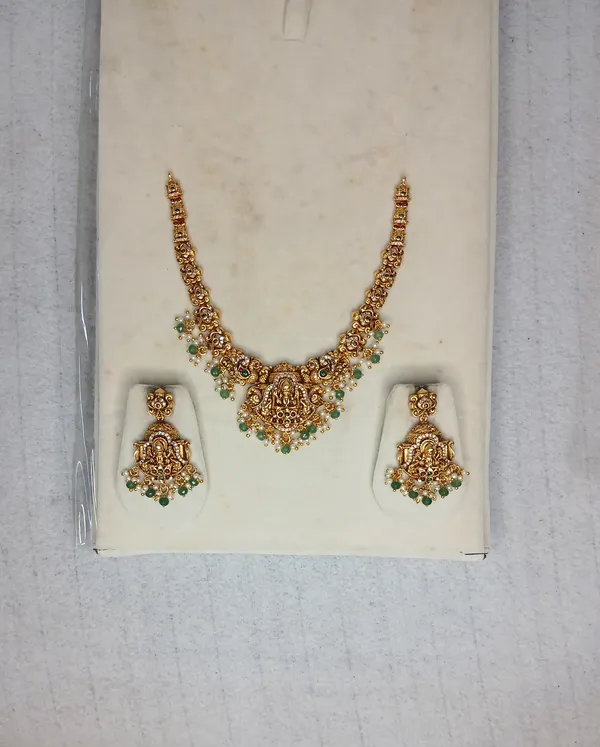 Lakshmi_Antique_Temple_Necklace_Set