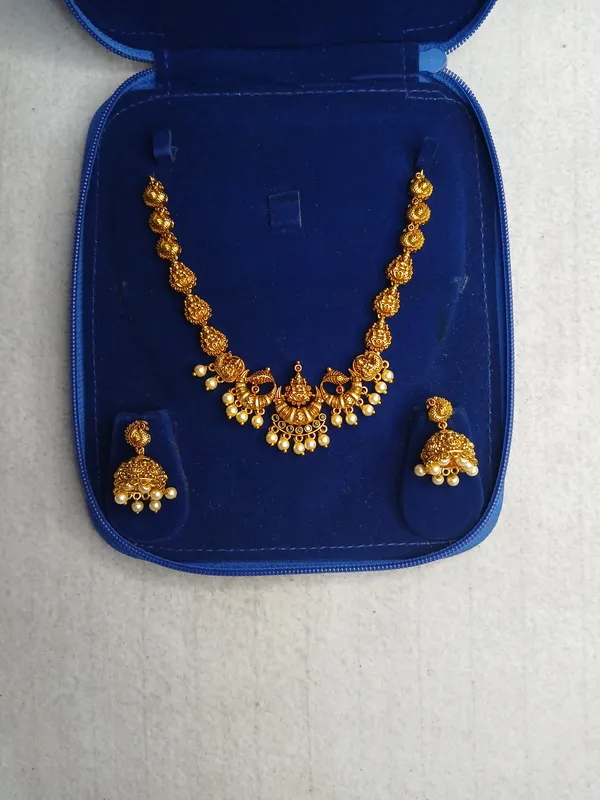 Divine_Antique_Gold_Peacock_Necklace_Set