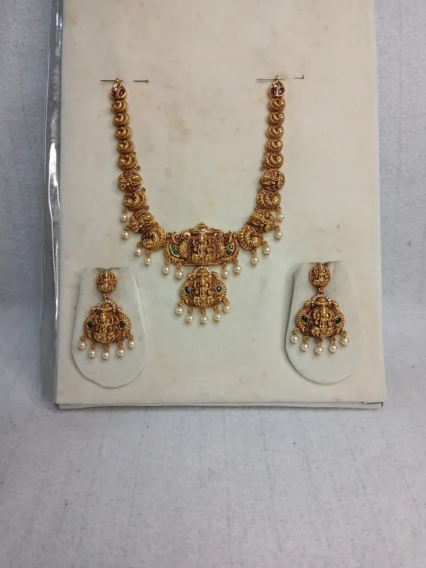 Heritage_Goddess_Motif_Gold_Necklace_Set