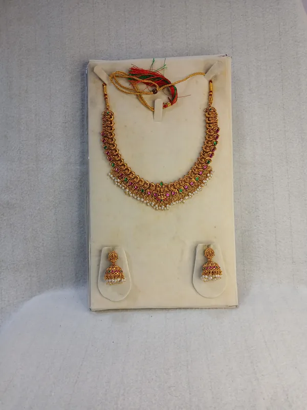 Regal_Heritage_Gold-Tone_Pearl_Beeds_Choker_Set