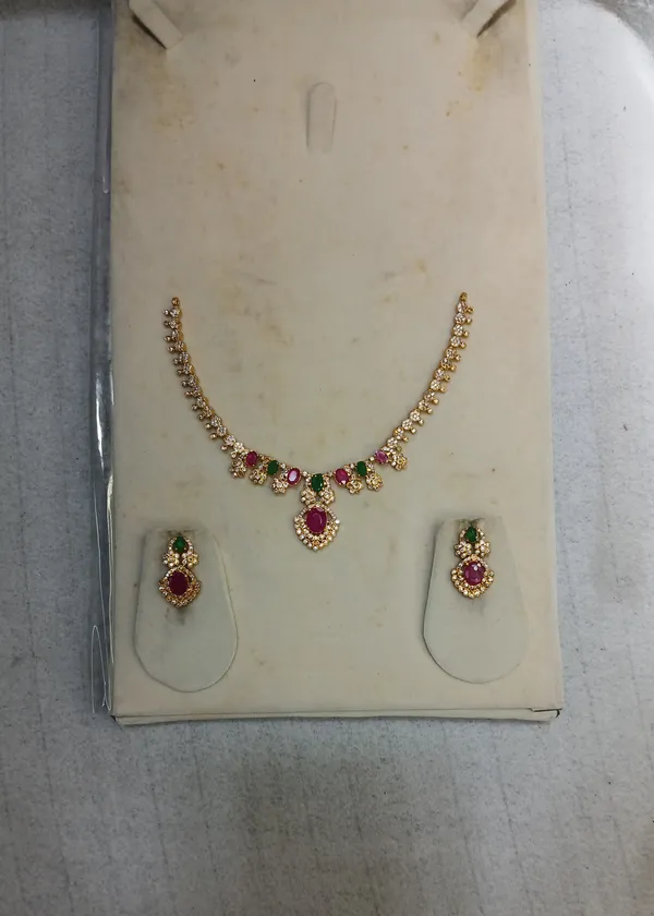 Aurelia_Multi-Stone_Festive_Set