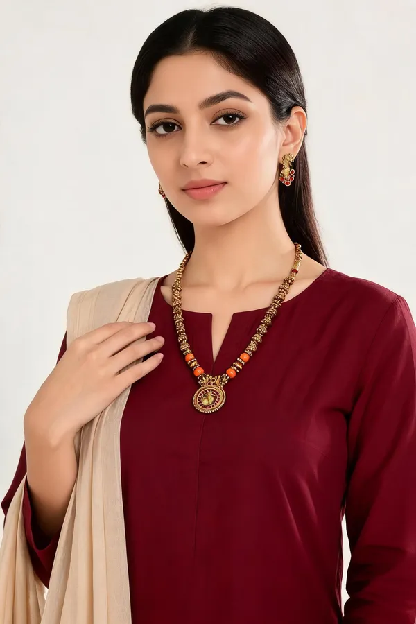 Peacock_Motif_Coral_Bead_Necklace_Set