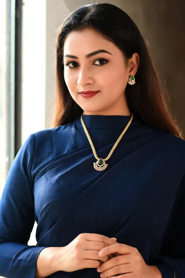 Emerald_Drop_Pendant_Necklace_Set