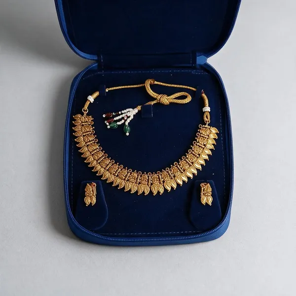 Royal_Heritage_Temple_Leaf_Choker_Set