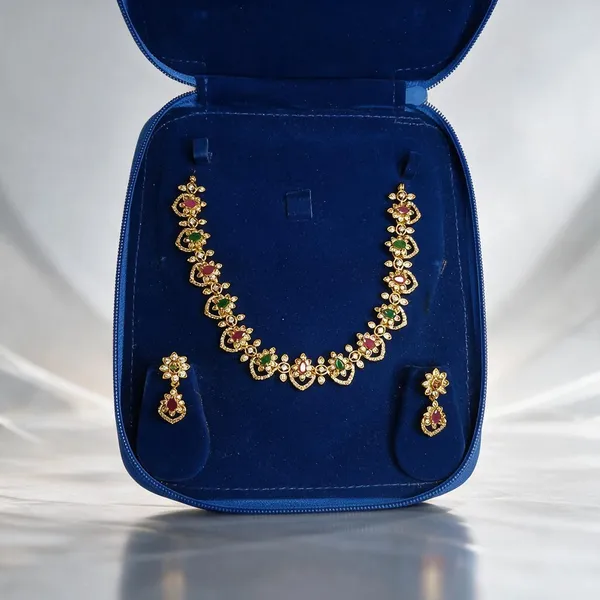 Traditional_Stone-Studded_Ethnic_Choker_Set
