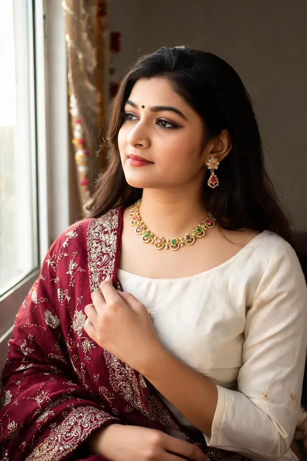 Traditional_Stone-Studded_Ethnic_Choker_Set