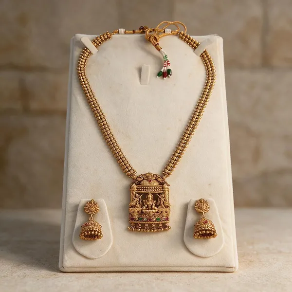 Divine_Lakshmi_Mandir_Long_Haram_Set