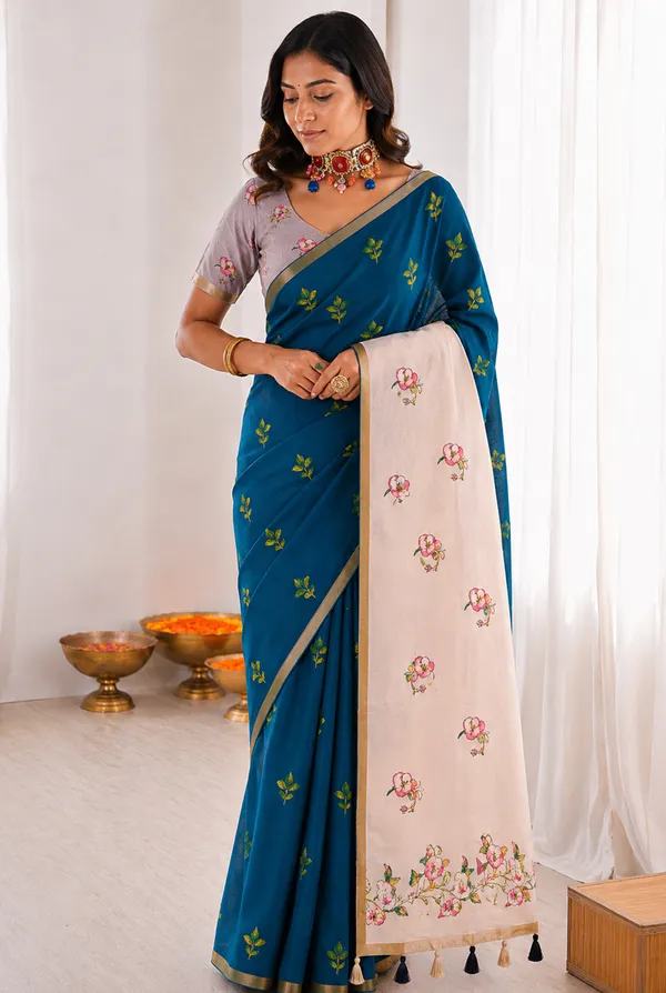 Peacock_Blue_Mul_Cotton_Silk_Floral_Print_Saree_For_Women