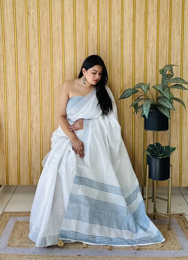 White_Blue_Cotton_Saree_For_Women
