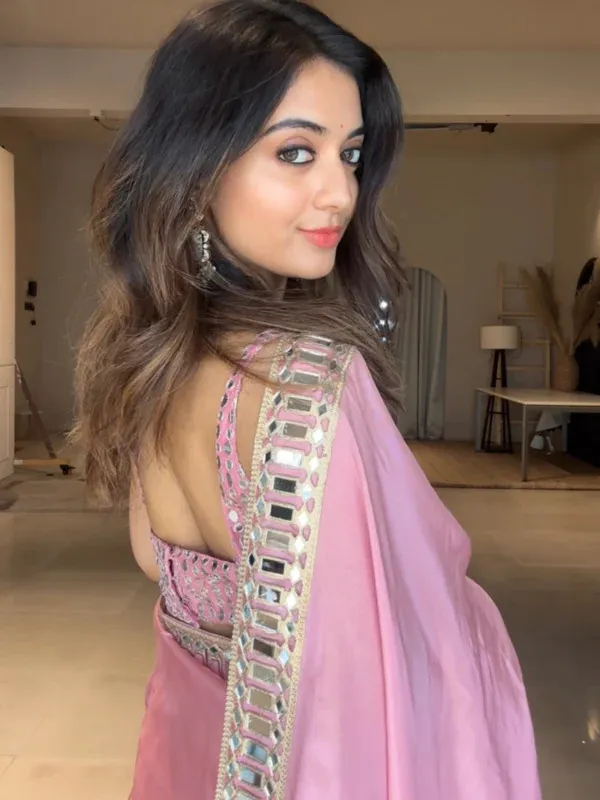 Pink_Space_Silk_Embellished_Saree_For_Women