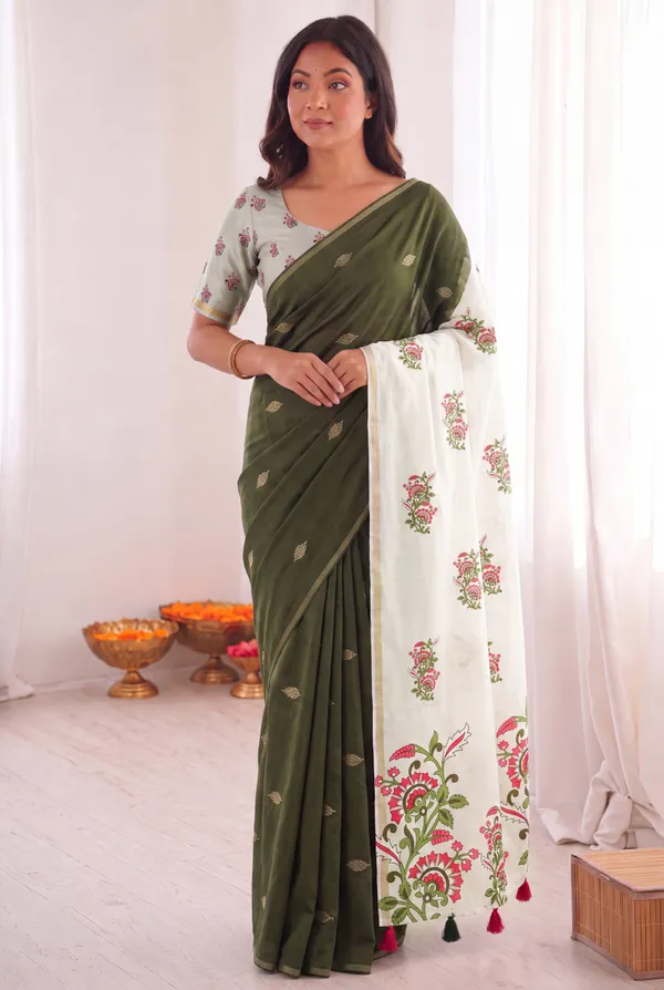 Olive_Green_Cotton_Silk_Floral_Print_Saree_For_Women