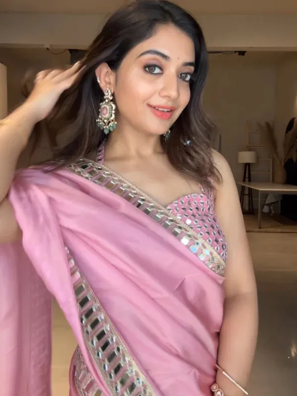 Pink_Space_Silk_Embellished_Saree_For_Women