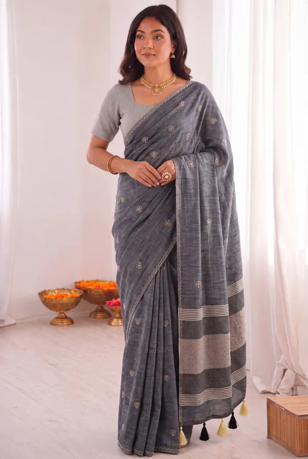 Navy_Blue_Handloom_Saree_For_Women