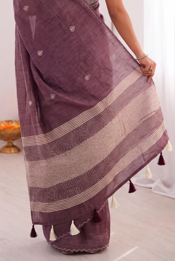 Wine_Handloom_Printed_Saree_For_Women