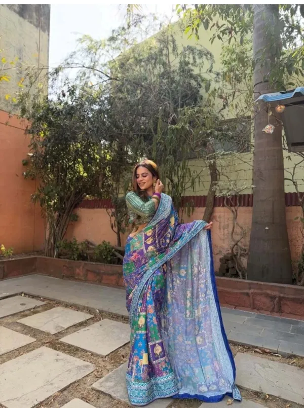 Multicolor_Blue_Silk_Printed_Saree_For_Women