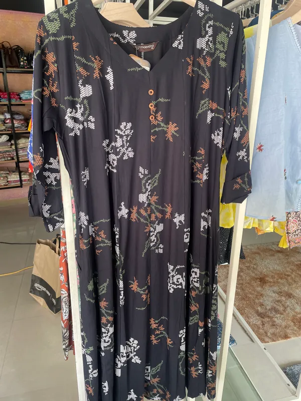 Black_Printed_A-Line_Kurta_For_Women
