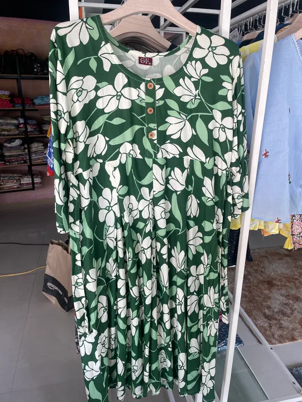 Green_Floral_Print_Flared_Dress_for_Women