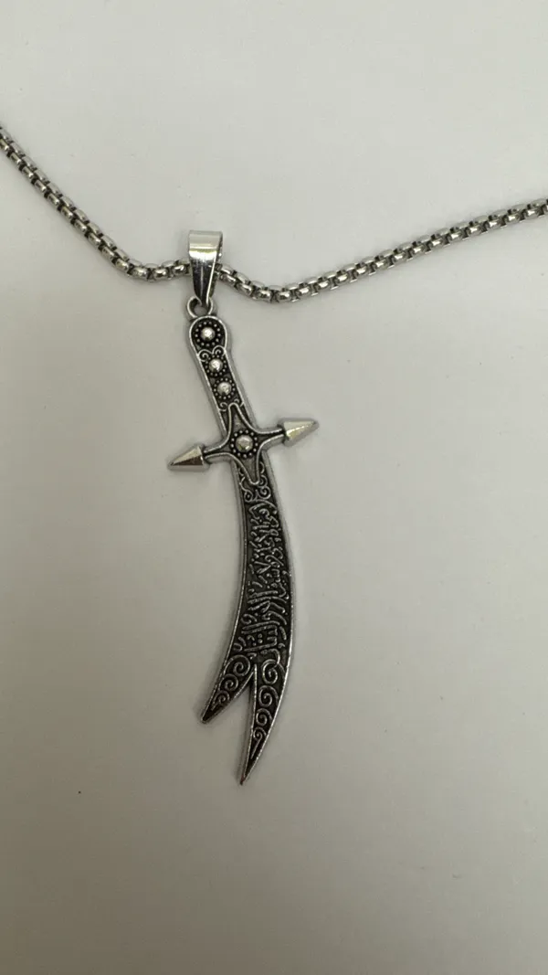 Silver-Tone_Metal_Sword_Pendant_Necklace