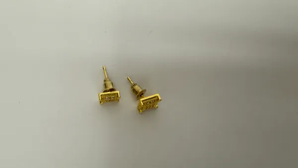 Gold_Tone_Square_Stud_Earrings_for_Women