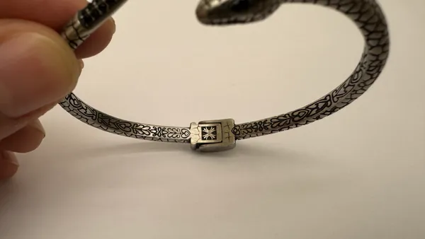 Silver_Tone_Snake_Design_Cuff_Bracelet_for_Men_And_Women