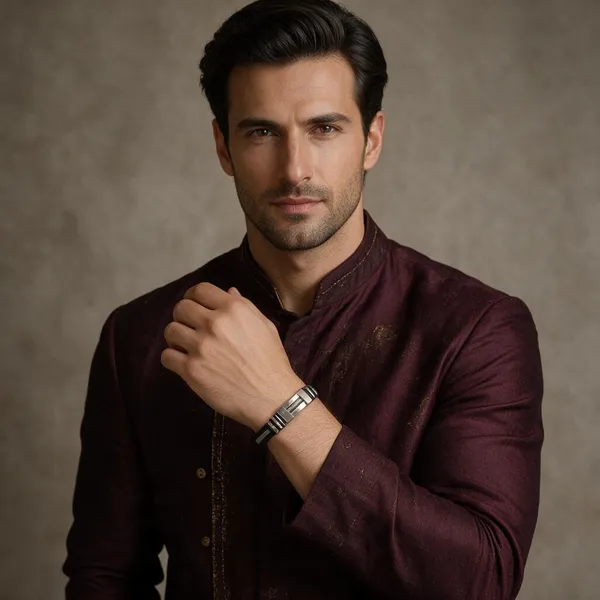 Black_Leather_Chain_Style_Bracelet_For_Men