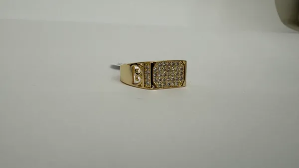 Gold_Tone_Rhinestone_Signet_Ring_for_Men