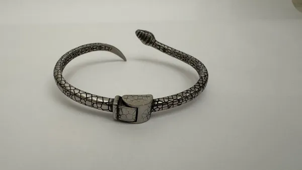 Silver_Tone_Snake_Design_Cuff_Bracelet_for_Men_And_Women