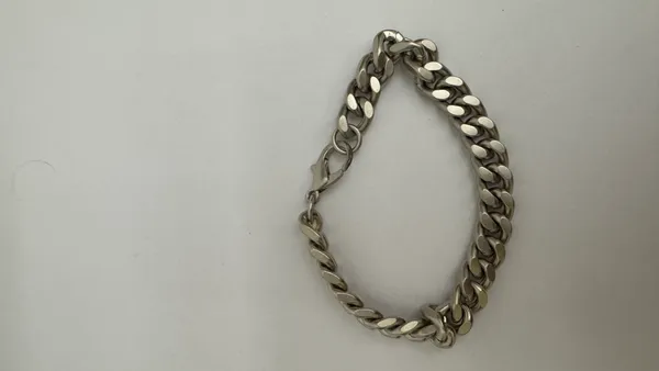 Silver_Tone_Curb_Chain_Bracelet