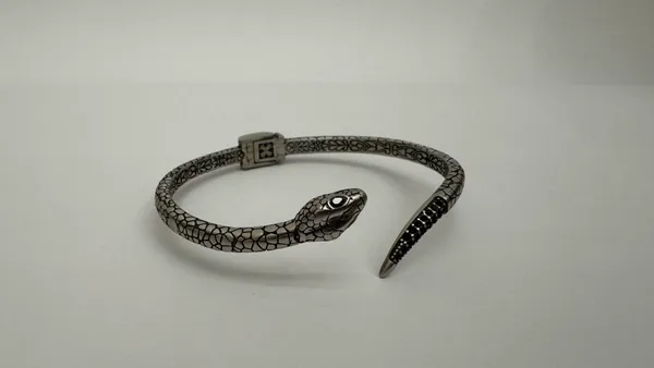Silver_Tone_Snake_Design_Cuff_Bracelet_for_Men_And_Women