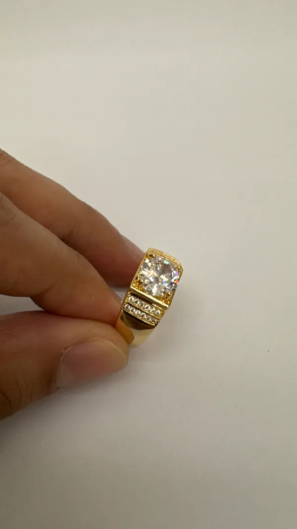 Gold_Tone_Crystal_Stone_Statement_Ring