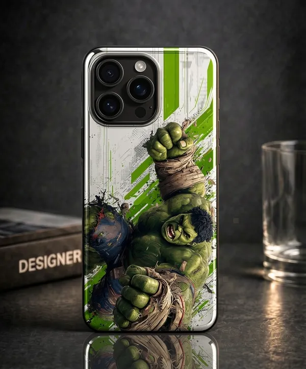 Green_Superhero_Graphic_Phone_Case