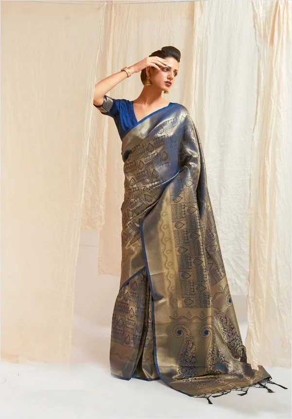 Classic_Traditional_Wear_Designer_Silk_Saree_Default_Title