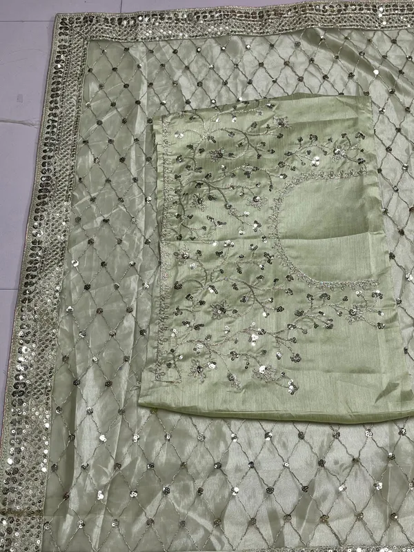 Green_Party_Wear_Designer_Heavy_Net_Saree_Default_Title