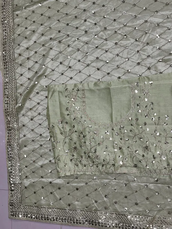 Green_Party_Wear_Designer_Heavy_Net_Saree_Default_Title