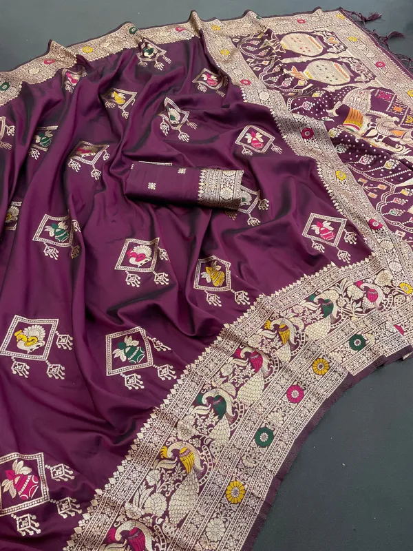Royal_Purple_Color_Handwoven_Silk_Saree_With_Traditional_Motifs_Default_Title