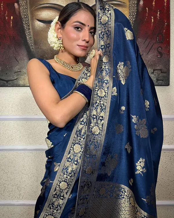 Navy_Blue_Rich_Zari_Floral_Weaving_Banarasi_Silk_Saree_Default_Title