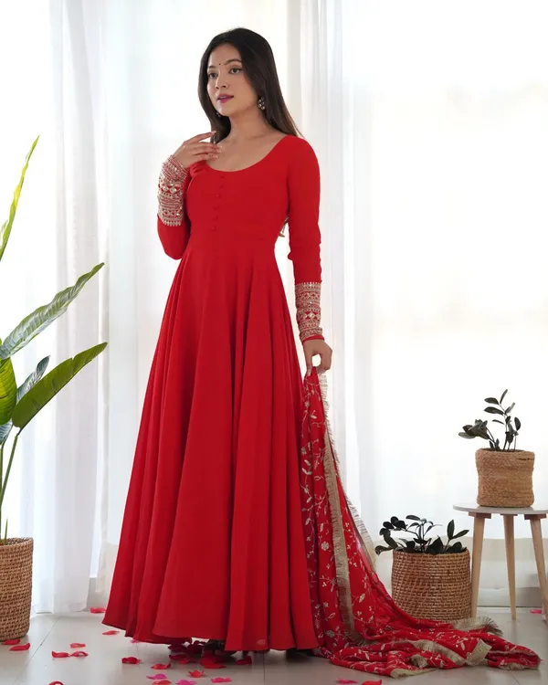 Red_Elegant_Festive_Designer_Readymade_Suit
