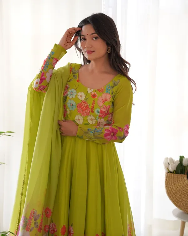 Lemon_Traditional_Wear_Designer_Heavy_Readymade_Suit