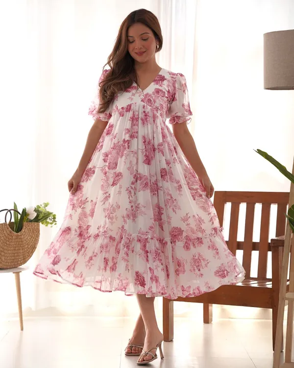 Pink_Traditional_Wear_Readymade_Suit