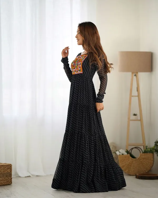 Black_Festive_Wear_Designer_Heavy_Pure_Soft_Fox_Georgette_Readymade_Suit