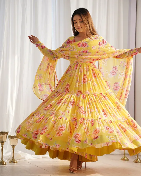 Yellow_Party_Wear_Designer_Heavy_Fox_Georgette_Readymade_Suit