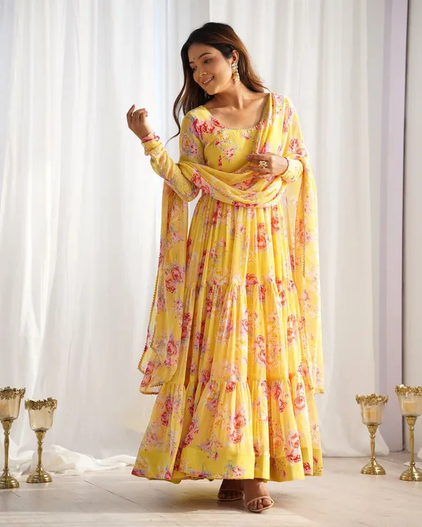 Yellow_Party_Wear_Designer_Heavy_Fox_Georgette_Readymade_Suit