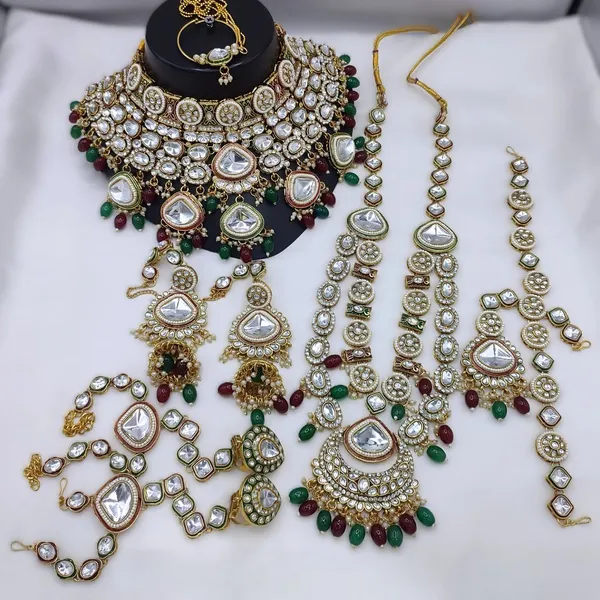 Multi_Color_Premium_Necklace_Set_Default_Title