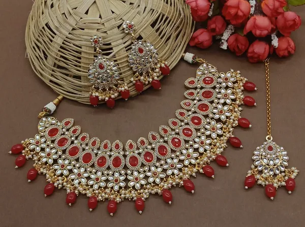 Luxury_Ethnic_Heavy_Jewellery_For_Weddings_And_Celebrations_Default_Title
