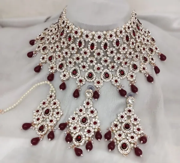 Bridal_Style_Maroon_Necklace_Set_Default_Title