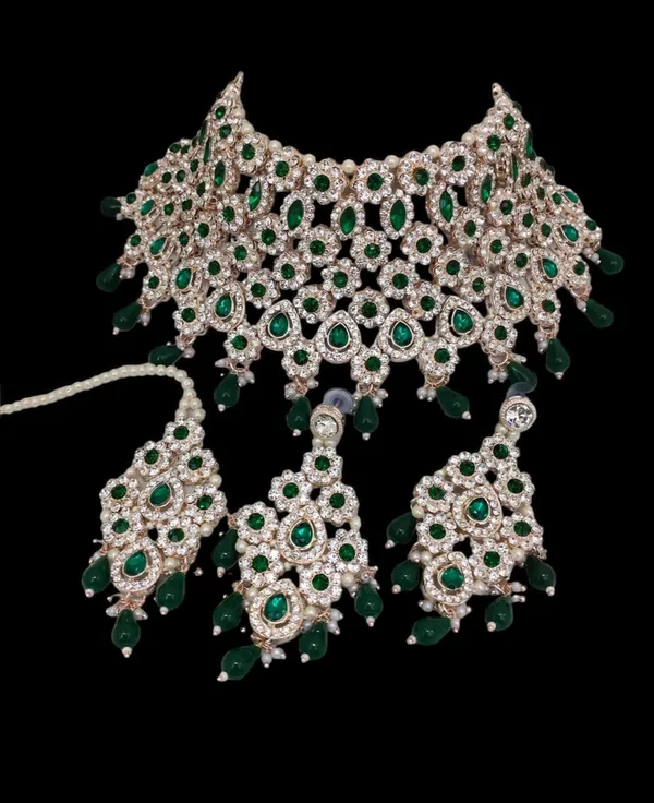Stylish_Green_Necklace_Set_With_Stone_Default_Title