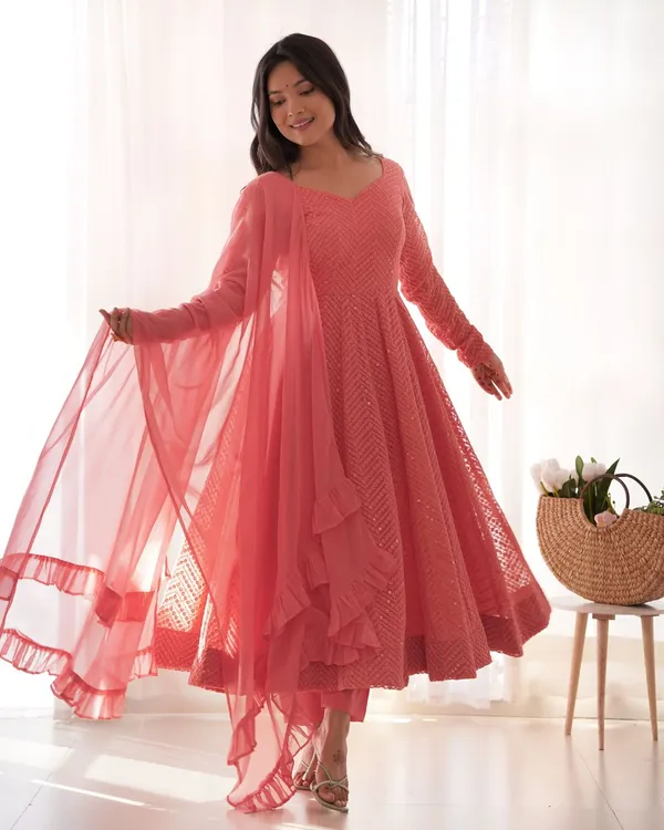 Peach_Trendy_Designer_Heavy_Pure_Soft_Fox_Georgette_Readymade_Suit