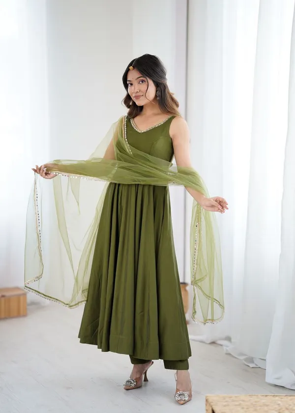 Mehendi_Color_Designer_Heavy_Roman_Silk_Readymade_Suit