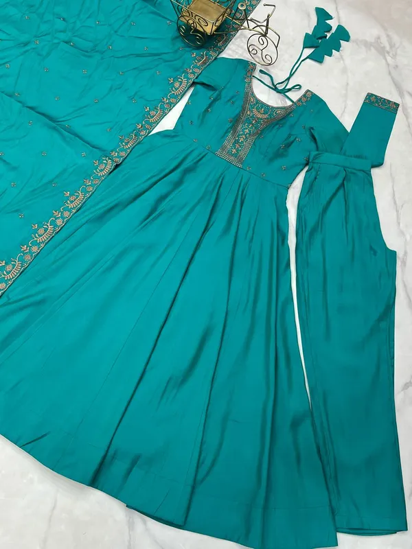 Rama_Classic_Embroidered_Chanderi_Silk_Readymade_Suit