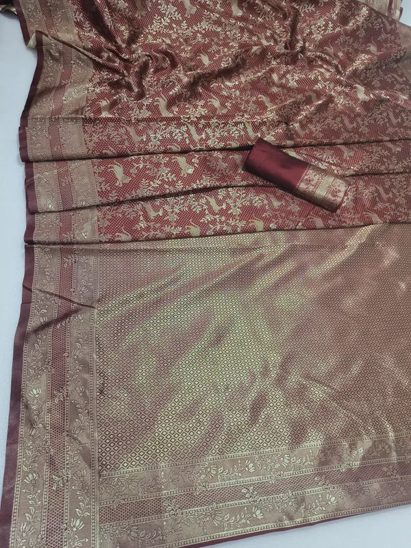 Maroon_Classic_Wear_Designer_Banarasi_Soft_Silk_Saree_Default_Title